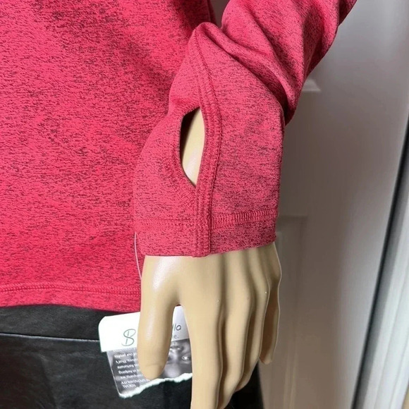 NWT reg 90$ Sofibella long sleeve T Shirt,top.
Colorblock,activewear,Athleisure - Picture 9 of 14